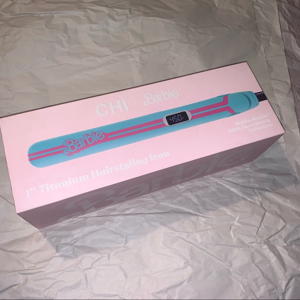 CHI X Barbie 1” titanium hairstyling iron - Picture 2 of 7